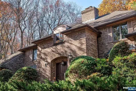 298 Freemans Lane Franklin Lakes NJ 07417