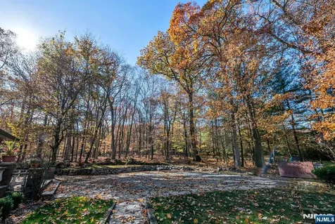 298 Freemans Lane Franklin Lakes NJ 07417