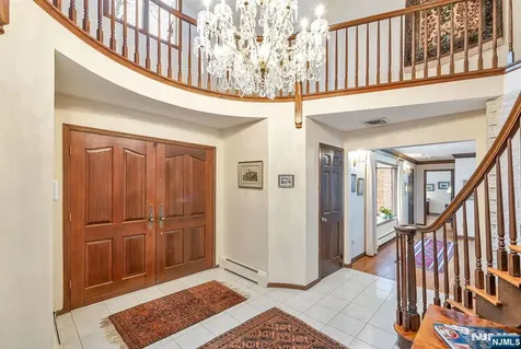 298 Freemans Lane Franklin Lakes NJ 07417