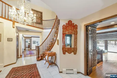 298 Freemans Lane Franklin Lakes NJ 07417
