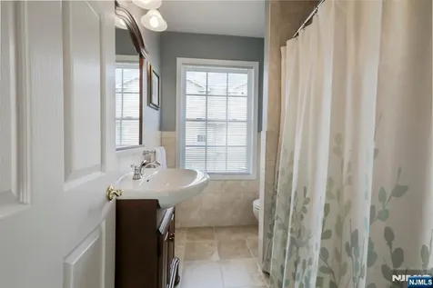 308 Hamilton Place Hackensack NJ 07601
