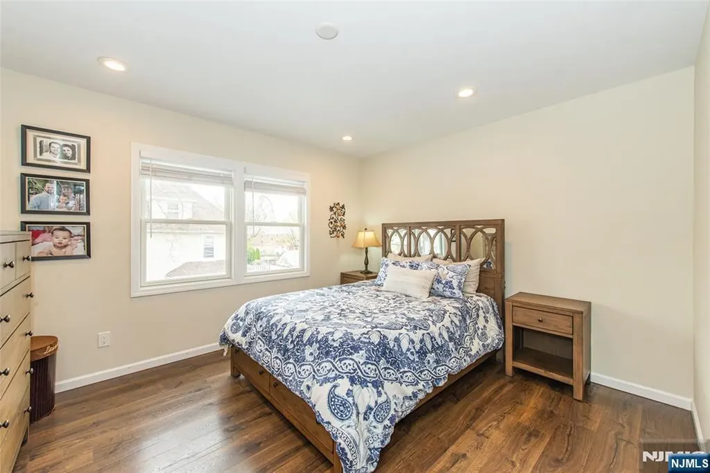 81 S Summit Street Bergenfield NJ 07621