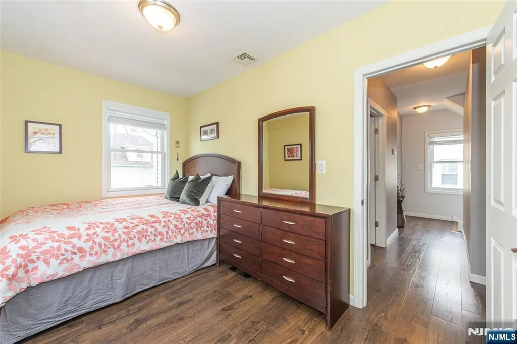 81 S Summit Street Bergenfield NJ 07621