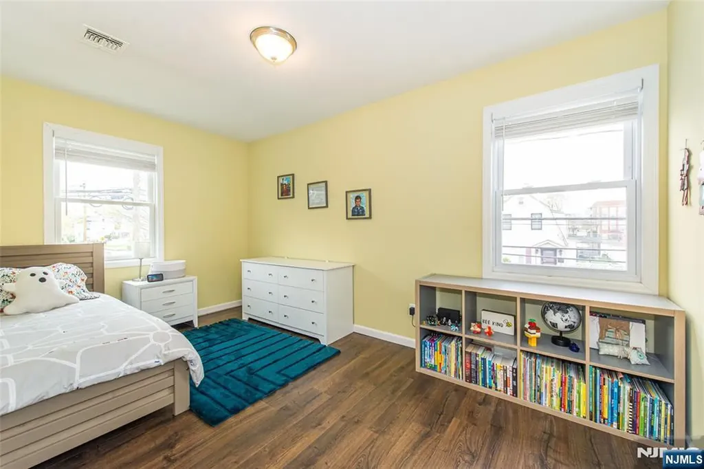 81 S Summit Street Bergenfield NJ 07621