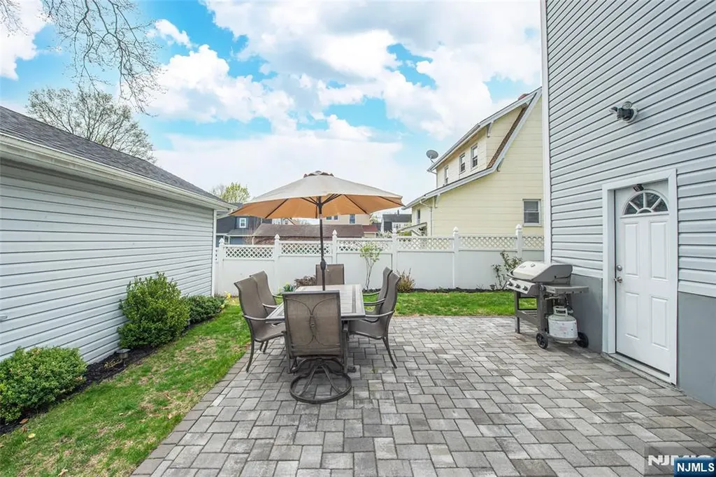 81 S Summit Street Bergenfield NJ 07621