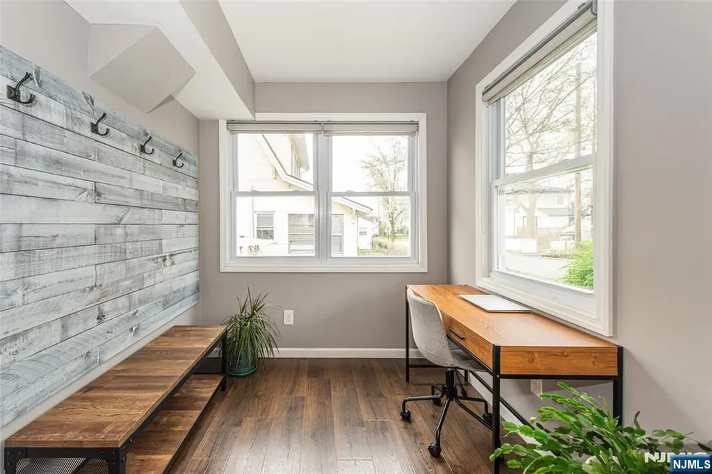 81 S Summit Street Bergenfield NJ 07621