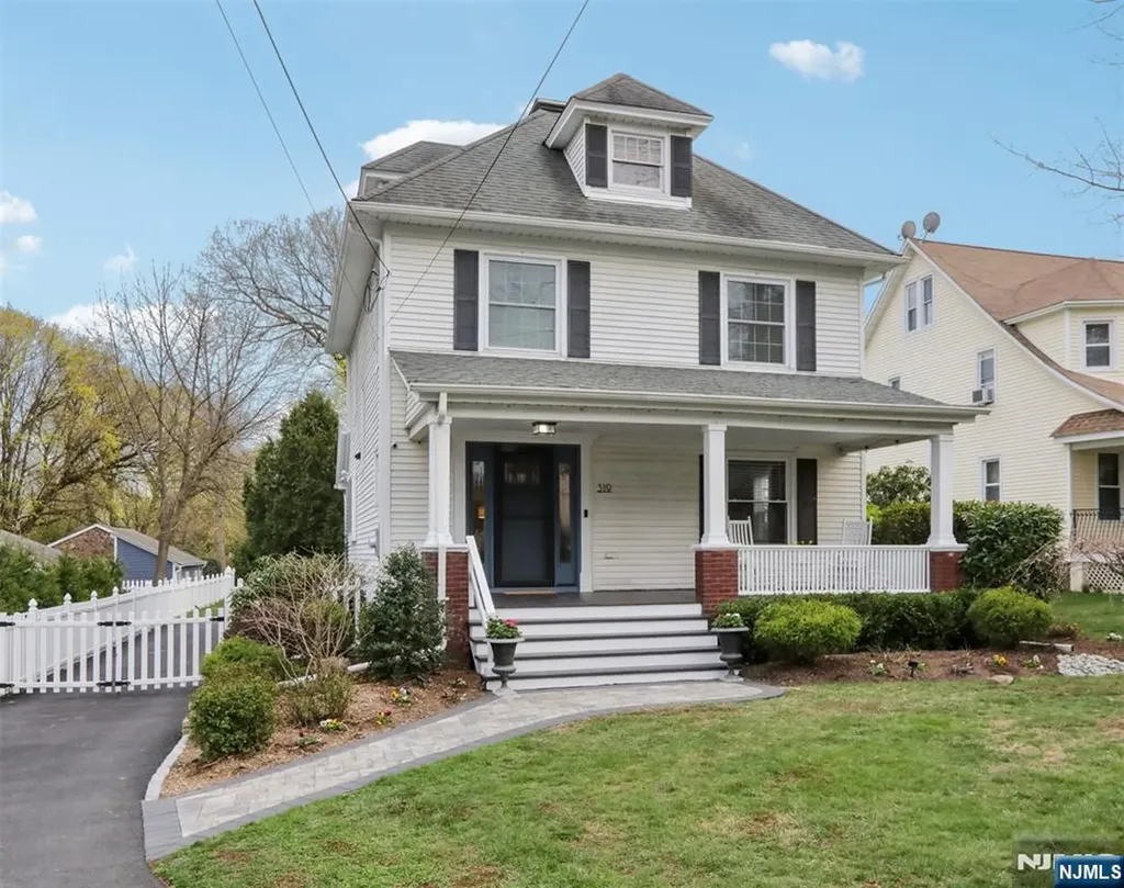 319 Maple Avenue Ridgewood NJ 07450