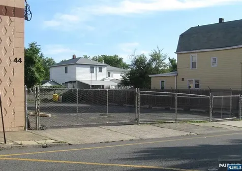 38 Plauderville Avenue Garfield NJ 07026