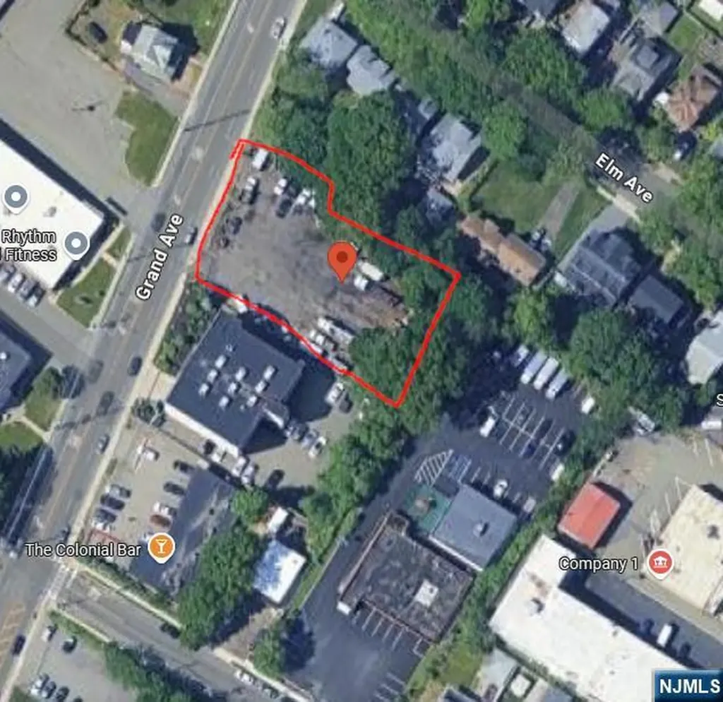 733 Grand Avenue Ridgefield NJ 07657