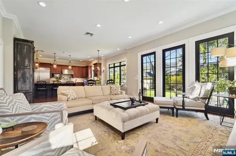 435 Overbrook Road Ridgewood NJ 07450