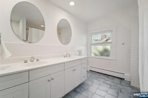 435 Overbrook Road Ridgewood NJ 07450