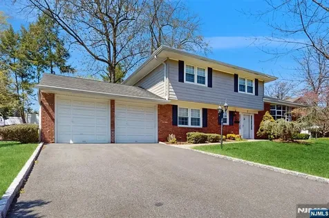 7 Park Demarest NJ 07627