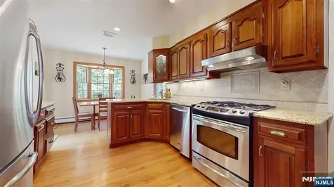 7 Park Demarest NJ 07627