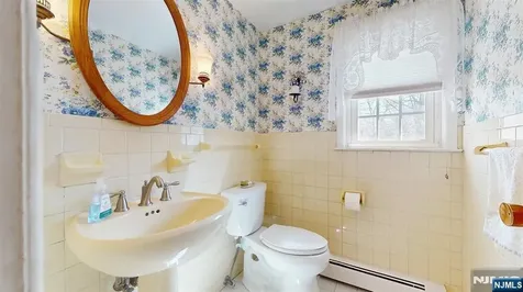7 Park Demarest NJ 07627