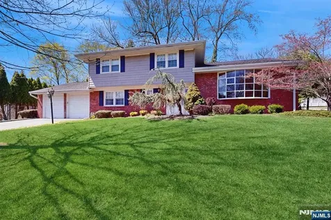 7 Park Demarest NJ 07627