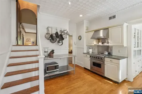 348 Prospect Street Glen Rock NJ 07452