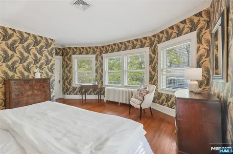 348 Prospect Street Glen Rock NJ 07452