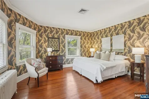 348 Prospect Street Glen Rock NJ 07452