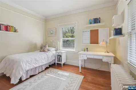 348 Prospect Street Glen Rock NJ 07452