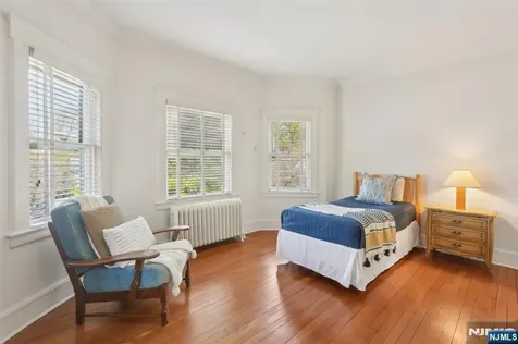 348 Prospect Street Glen Rock NJ 07452