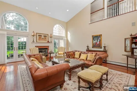 62 Johnson Avenue Englewood Cliffs NJ 07632
