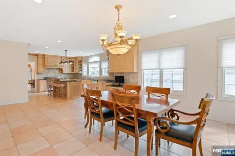 62 Johnson Avenue Englewood Cliffs NJ 07632