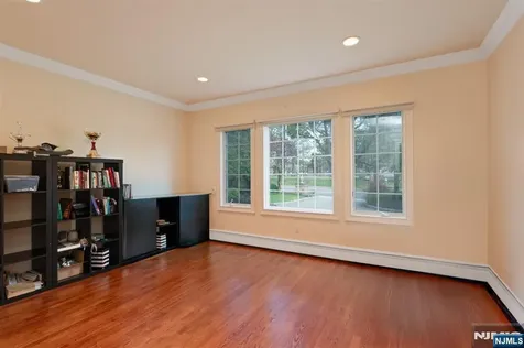 62 Johnson Avenue Englewood Cliffs NJ 07632