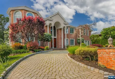 62 Johnson Avenue Englewood Cliffs NJ 07632
