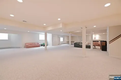 62 Johnson Avenue Englewood Cliffs NJ 07632