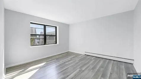 91 Myrtle Avenue Edgewater NJ 07020