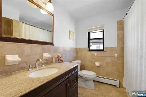 91 Myrtle Avenue Edgewater NJ 07020