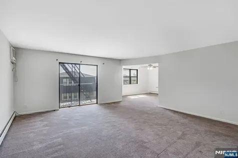 91 Myrtle Avenue Edgewater NJ 07020