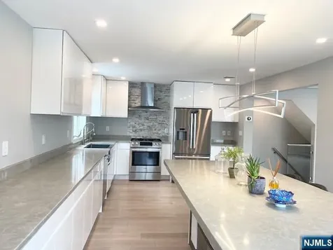 2366 Linwood Avenue Fort Lee NJ 07024