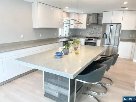2366 Linwood Avenue Fort Lee NJ 07024