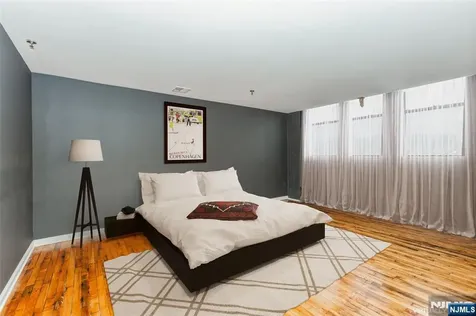 350 Scotland Road Orange NJ 07050