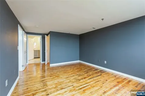 350 Scotland Road Orange NJ 07050