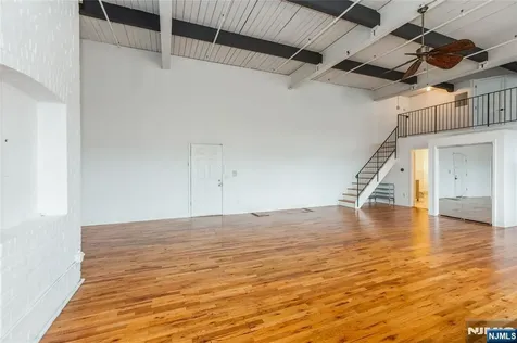 350 Scotland Road Orange NJ 07050