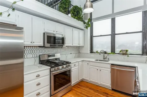 350 Scotland Road Orange NJ 07050