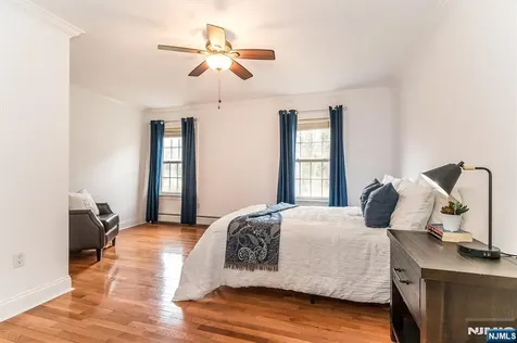 16 Reeds Lane Woodcliff Lake NJ 07677