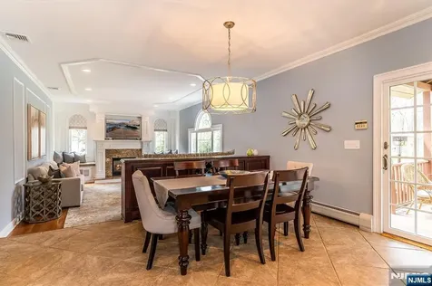 16 Reeds Lane Woodcliff Lake NJ 07677
