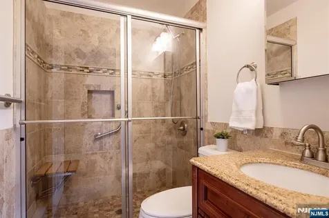 16 Reeds Lane Woodcliff Lake NJ 07677