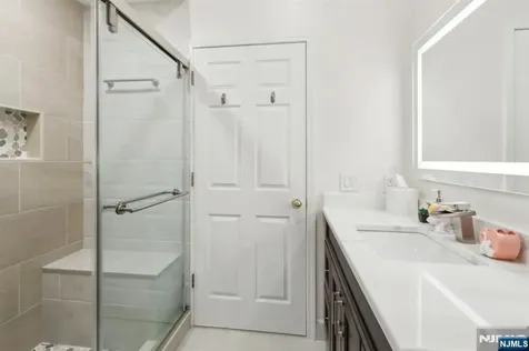 333 Oswego Court West New York NJ 07093