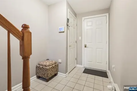 333 Oswego Court West New York NJ 07093
