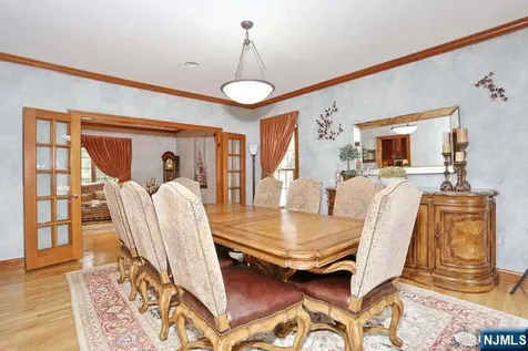 623 Echo Glen Avenue River Vale NJ 07675