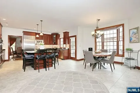 623 Echo Glen Avenue River Vale NJ 07675