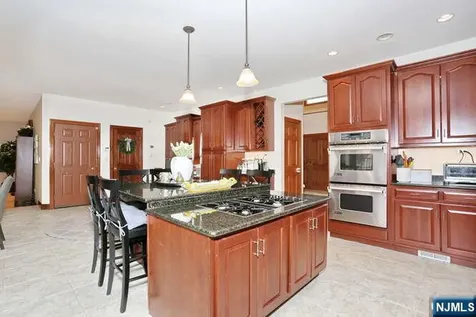 623 Echo Glen Avenue River Vale NJ 07675