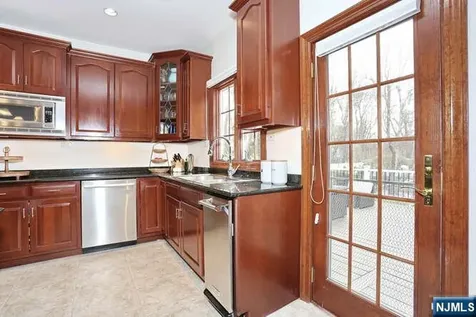 623 Echo Glen Avenue River Vale NJ 07675