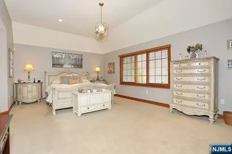 623 Echo Glen Avenue River Vale NJ 07675