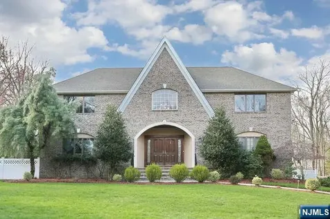 623 Echo Glen Avenue River Vale NJ 07675