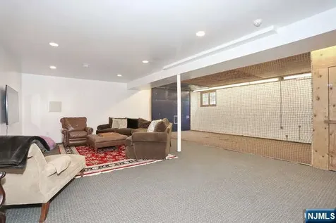 623 Echo Glen Avenue River Vale NJ 07675
